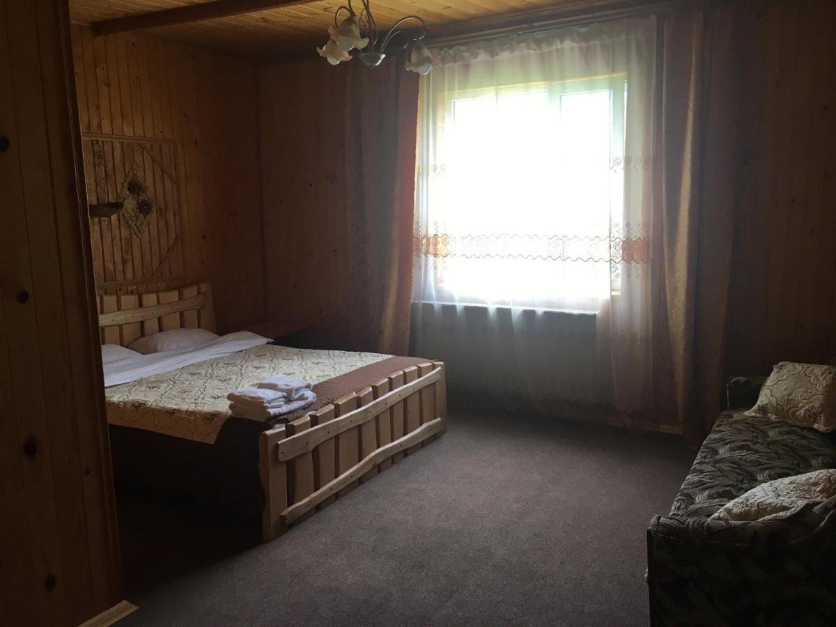 Guest House Zatishniy Dvir Яремча Экстерьер фото