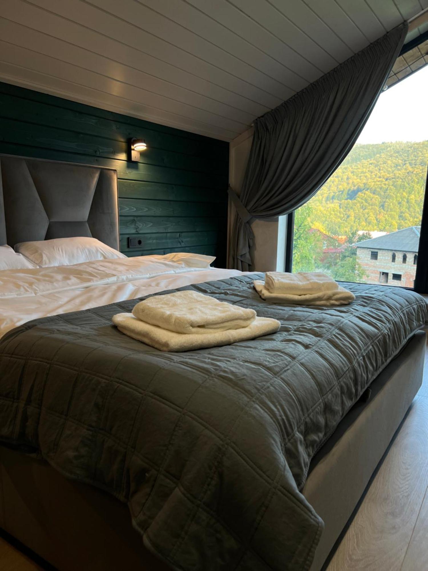 Guest House Zatishniy Dvir Яремча Экстерьер фото